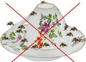 wrong way to store teacups
